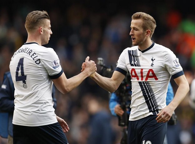 在与上海申 在与上海申